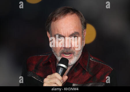 Washington, DC - 03 JUILLET : Neil Diamond lors D'UN Concert du Capitole du quatrième jour de l'indépendance 2013, répétition au National Mall le 3 juillet 2013 à Washington, DC. Crédit : mpi34/MediaPunch Inc. Banque D'Images