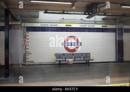 La station Sloane Square sur le métro de Londres Banque D'Images