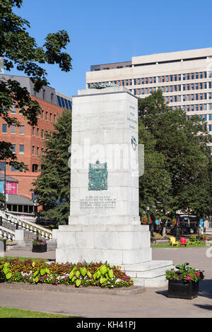 Le cénotaphe de Grand Parade à Halifax, Nouvelle-Écosse, Canada a été construit pour commémorer la Première Guerre mondiale 1. Banque D'Images