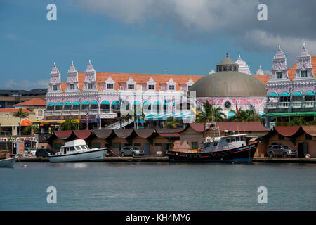 Caraïbes, îles sous le vent, Aruba (partie des îles ABC), Oranjestad. Cruise ship port. Banque D'Images