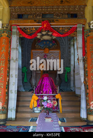 Tombe d'un saint homme soufi dans Yu Baba Gongbei culte islamique complexe, province de Gansu, Chine, Linxia Banque D'Images