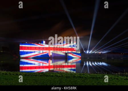 D'artifice et spectacle son et lumière au château de Leeds, Kent Banque D'Images