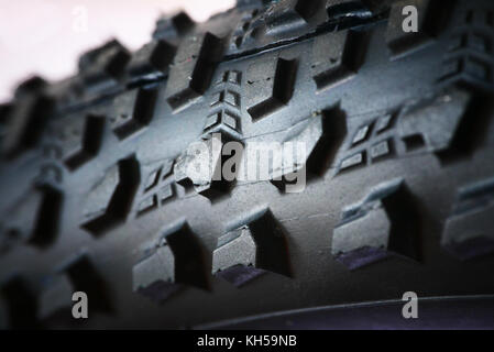 Résumé Contexte de durabilité, extreme close-up de pneu vtt Banque D'Images