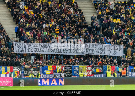 Bucarest, Roumanie. 14Th nov, 2017, 14 novembre 2017. : romanian supporters lors du match amical de football entre la Roumanie et les Pays-Bas au stade national, Bucarest, Roumanie rou. foto : catalin soare crédit : Cronos/Alamy live news Banque D'Images