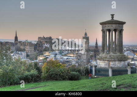 Edinburgh skyline de Carlton Hill, early morning light Banque D'Images