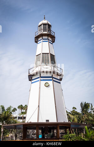 Leuchtturm à Puerto Del Carmen, Lanzarote, Îles Canaries Banque D'Images