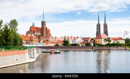 Voyage Pologne - panorama avec les cathédrales et Ostrow Tumski île de la rivière oder à Wroclaw, en septembre Banque D'Images