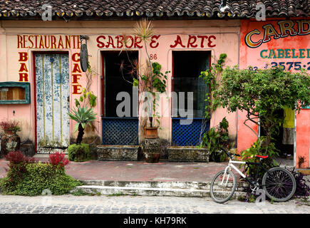 Façade de maison à Arraial d'Ajuda, Porto Seguro, Bahia, Brésil, Amérique du Sud. Banque D'Images