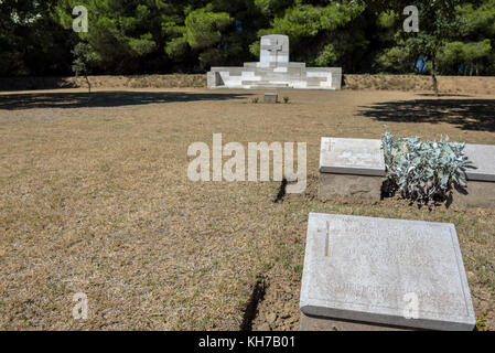 Green hill cemetery.Le cimetière est situé sur le côté est de l'Anzac-suvla road à Canakkale, Turquie. Banque D'Images