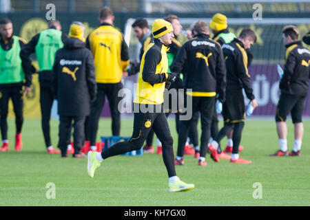 Marco REUS (DO) laeuft, l uft, laufend, Lauftraining, Fussball 1. Bundesliga, formation, Borussia Dortmund (DO) AM 13.11.2017 à Dortmund/ Allemagne. |utilisation dans le monde entier Banque D'Images