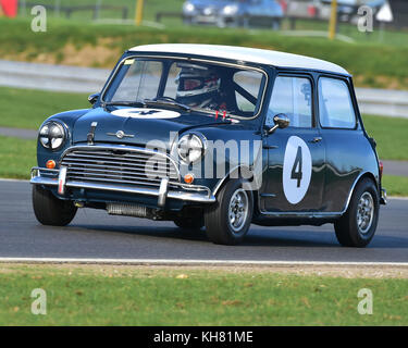 Richard longdon, rory longdon, Austin Mini Cooper s, mintex classic k series, SCLC, de la saison, Snetterton, 1er avril 2017, de la concurrence, motorsport Banque D'Images