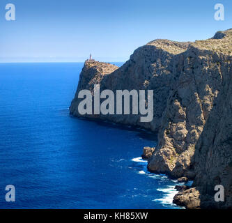 Phare du cap Formentor dans la côte nord de Majorque, Espagne (Baléares ) Banque D'Images