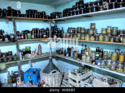 Belgique : images obsédantes ont révélé une importante collection de trophées dans une maison abandonnée qui semble comme s'il a été figé dans le temps. La seri Banque D'Images