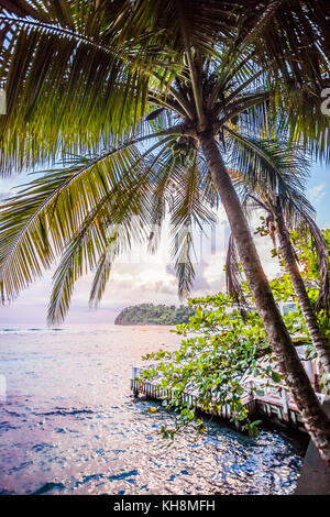 La Jamaïque eaux tropicales paradis vert Banque D'Images