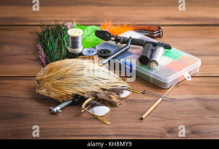 Instruments et accessoires de pêche à la mouche Banque D'Images