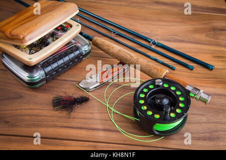 Instruments et accessoires de pêche à la mouche Banque D'Images