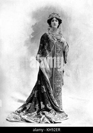 'La Belle' Caroline Otero comme Impératrice dans le ballet du même nom, c. 1901. L'ESPAGNOL- naissance danseuse, actrice et courtisane, 4 novembre 1868 - 12 avril 1965. Banque D'Images