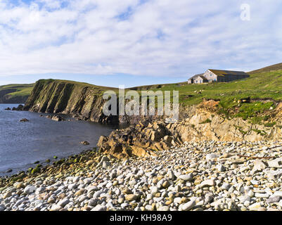 dh BIRD OBSERVATORY FAIR ISLE South Haven plage et falaises Banque D'Images