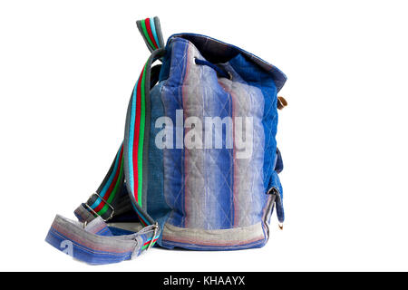 Sac à dos école bleue isolé sur fond blanc, side view Banque D'Images