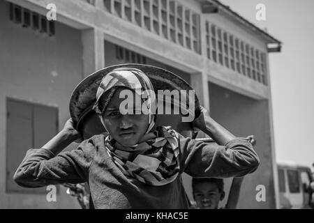 Enfant africain avec une forte expression sur son visage. prises au Mali. Banque D'Images