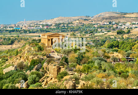 Panorama de la vallée des temples, site du patrimoine mondial de l'unesco, en Sicile, Italie Banque D'Images