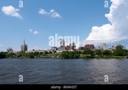 Toits de Albany, New York, de l'Hudson River Banque D'Images