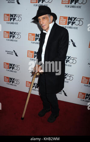 NEW YORK, NY - OCTOBRE 07 : Edward Lachman assiste à la première du 55e Festival du film de New York 'Wonderstruck' à Alice Tully Hall le 7 octobre 2017 à New York. Personnes : Edward Lachman transmission Ref : MNC1 Banque D'Images