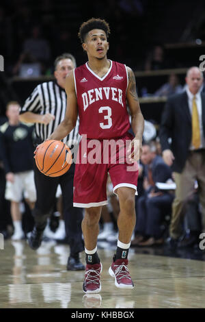 Boulder. 14Th Nov, 2017. Elvin Denver Rodriguez apporte la balle jusqu'à la cour contre Colorado dans la deuxième moitié de Boulder. Les Buffs a gagné, 89-62. Credit : csm/Alamy Live News Banque D'Images