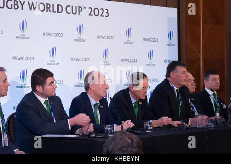 Londres, Royaume-Uni. 15 novembre 2017. Délégation de l'Irlande à la conférence de presse après l'annonce que la France gagne la candidature pour accueillir la prochaine Coupe du Monde de Rugby en 2023 l'Irlande, la France et l'Afrique du Sud de mettre leurs offres en avant d'être candidats à l'hôte du tournoi. © Elsie Kibue / Alamy Live News Banque D'Images