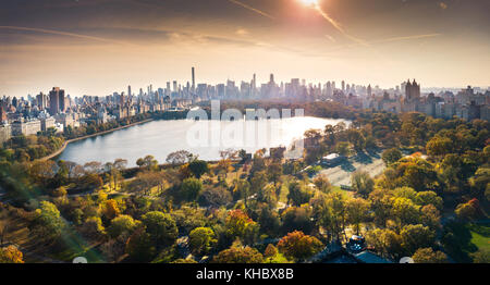 Panorama de new york central park, vue aérienne en saison d'automne Banque D'Images