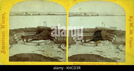 Vue de l'artillerie montée à Fort McHenry, Baltimore, Maryland, 1875. De la Bibliothèque publique de New York. Banque D'Images