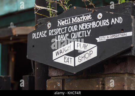 Un signe juste en dehors de Netil Market à Hackney, Londres Banque D'Images