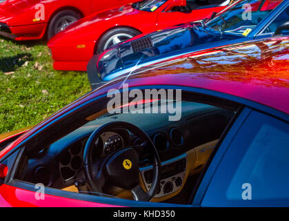 Le Ferrari Owners Club- Florida Region car Show à Circle Park of équipés Armands Circle Sarasota Florida Banque D'Images