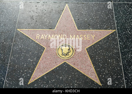 HOLLYWOOD, CA - DÉCEMBRE 06 : Raymond Massey star sur le Hollywood Walk of Fame à Hollywood, Californie, le 6 décembre 2016. Banque D'Images