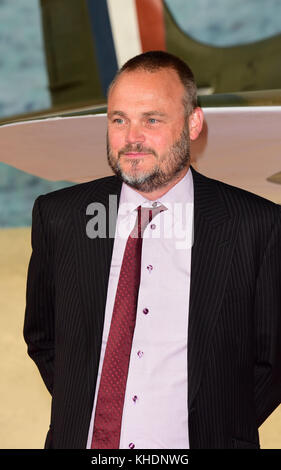 LONDRES, ANGLETERRE - 13 JUILLET : Al Murray participe à la première mondiale « unkirk » à Odeon Leicester Square le 13 juillet 2017 à Londres, en Angleterre. Personnes: Al Murray transmission Ref: MNC76 Banque D'Images