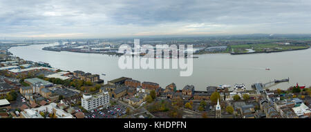 Vue panoramique à Gravesend au port de Tilbury Banque D'Images