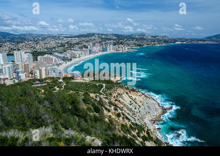 Vue sur Calpe prises de Penon de Ifach, Costa Blanca, Espagne Banque D'Images