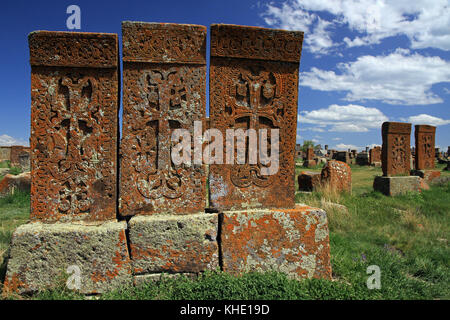 Khachkars au cimetière Noratus, Arménie Banque D'Images