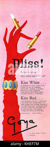 1959 La publicité pour Goya Kiss Kiss blanc et rouge à lèvres rouge. Banque D'Images