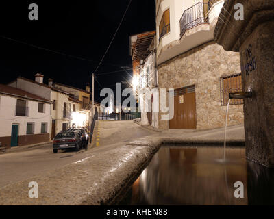 Pilón en las Navas del Marqués. Barranco de las Cinco Villas. Valle del Tiétar. Provincia de Ávila. Castilla León. España Banque D'Images