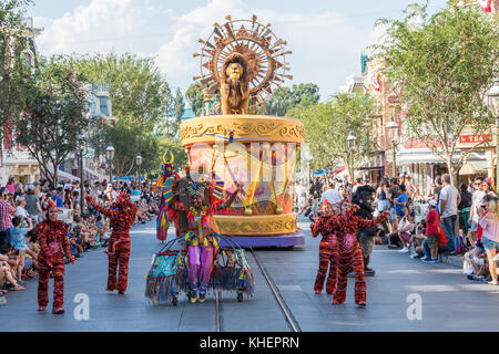 Parade Mickey's Soundsational Parade, Disneyland Park, Disneyland Resort, Anaheim, Californie, États-Unis Banque D'Images