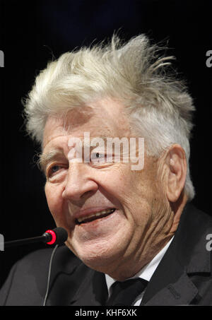 17 novembre 2017 - Kiev, Ukraine - le réalisateur DAVID LYNCH prend la parole lors d'une conférence de presse, Kiev, Ukraine, le 17 novembre 2017. David Lynch s'est rendu à Kiev pour l'ouverture de la Fondation David Lynch en Ukraine. (Crédit image : © Serg Glovny via ZUMA Wire) Banque D'Images