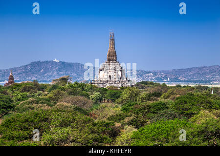 Panorama avec ancien temple de Bagan, myanmar. (Birmanie) Banque D'Images