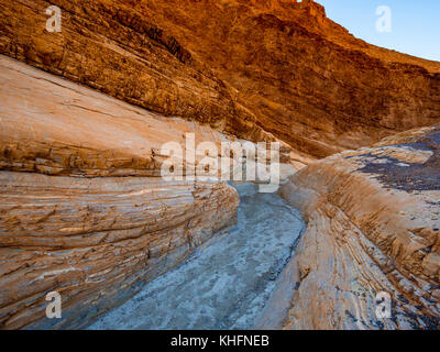 Mosaic canyon - un jalon dans la célèbre vallée de la mort Banque D'Images