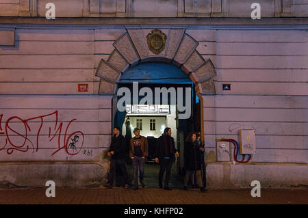 Pokoje VI, salles VI, exposition spécifique au site de l'art jeune et la confrontation des ateliers sélectionnés des écoles d'art tchèques Banque D'Images