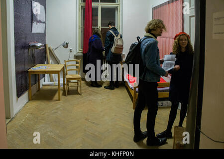 Pokoje VI, salles VI, exposition spécifique au site de jeunes arts et la confrontation d'ateliers sélectionnés d'écoles d'art tchèques, salle 14 Banque D'Images