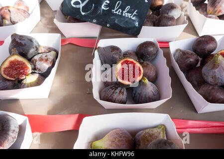 Figs à vendre sur le marché de Nice Banque D'Images