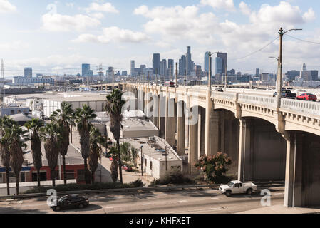 La 6ème rue bridge à Los angeles. maintenant démoli la sixième rue viaduc, également connu sous le nom de la sixième rue bridge à los angeles, était un pont Viaduc Banque D'Images