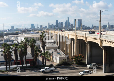 La 6ème rue bridge à Los angeles. maintenant démoli la sixième rue viaduc, également connu sous le nom de la sixième rue bridge à los angeles, était un pont Viaduc Banque D'Images