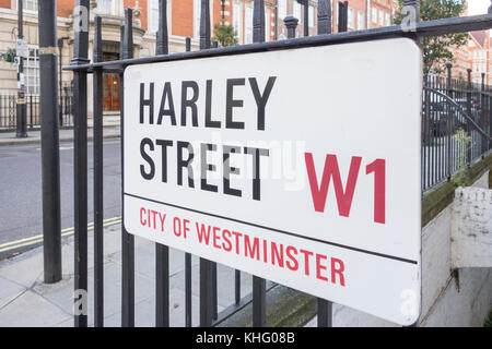 La célèbre Harley Street, City of westminster, plaque de rue à Londres, Royaume-Uni Banque D'Images